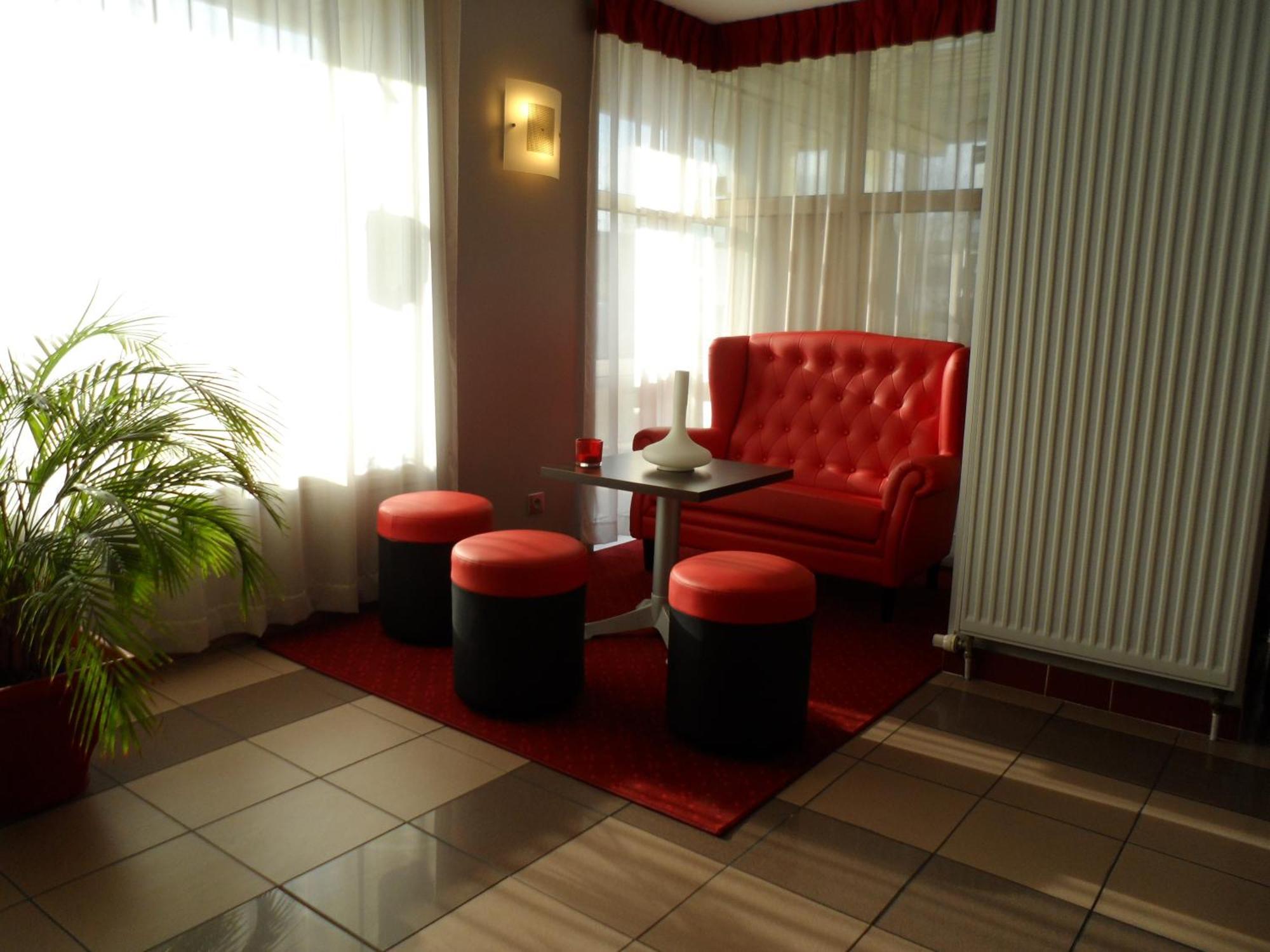 Hotel Lyon Sud, Pierre Benite, St Genis Laval Pierre-Bénite Exterior foto